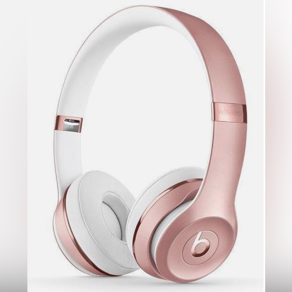 Beats by Dr. Dre Solo3 Wireless On the Ear Headphones - Rose Gold
